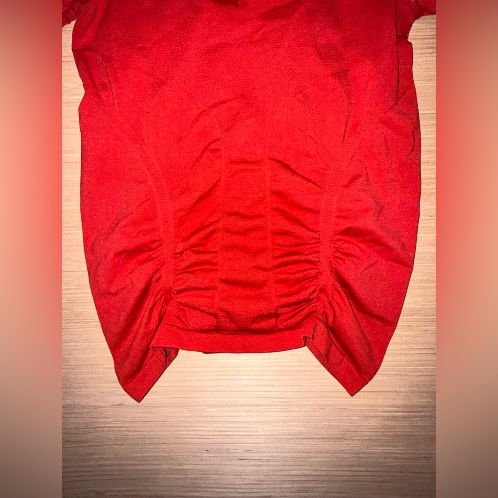 Athleta Fastest Track Tee - Medium - Picture 6 of 6